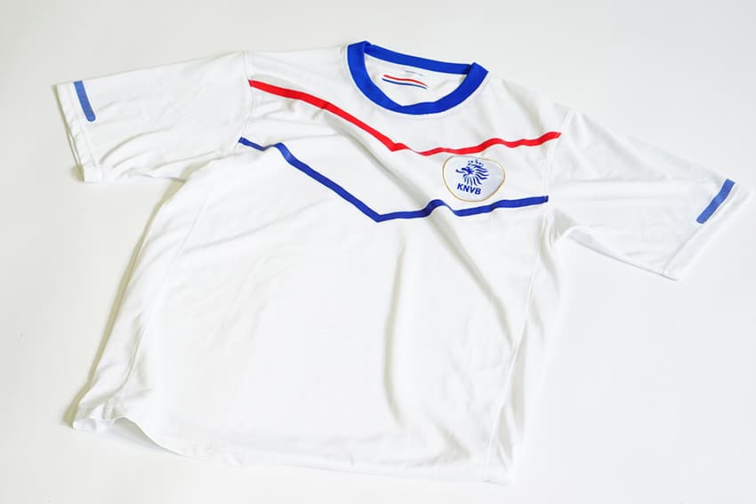 Pastoor Hardheid sticker How to Spot a Fake Soccer Jersey | WorldSoccerShop