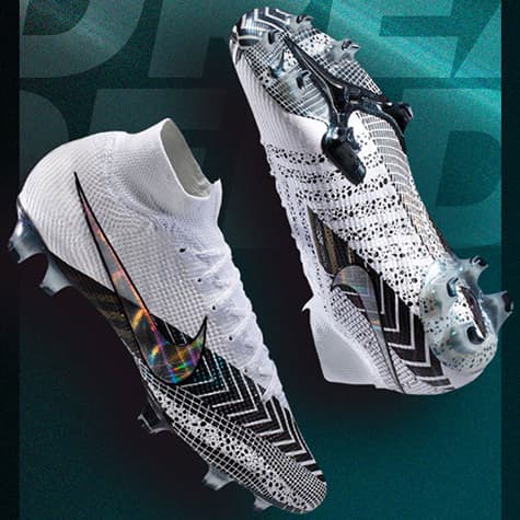 Soccer Cleats to Wear Based on Position