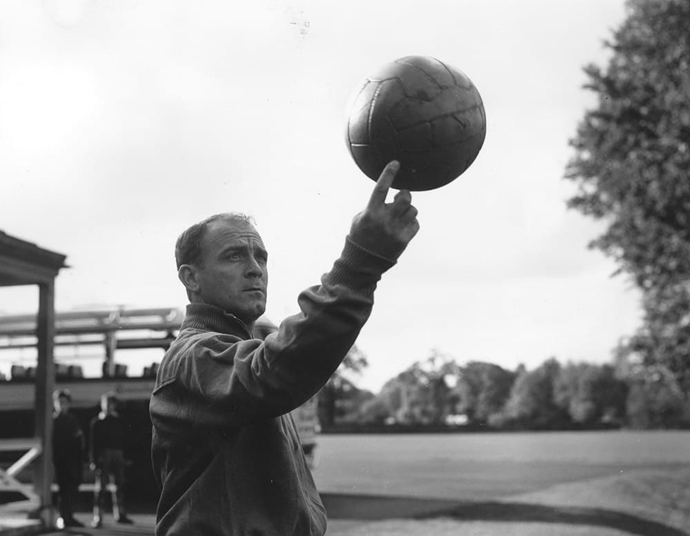 Alfredo Di Stefano's transfer made waves in El Clasico between Madrid and Barca
