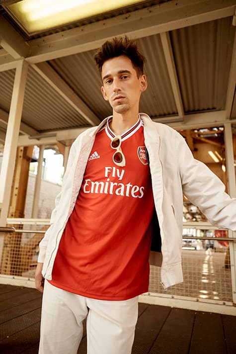 HOW TO STYLE - Soccer Jersey's Casually 
