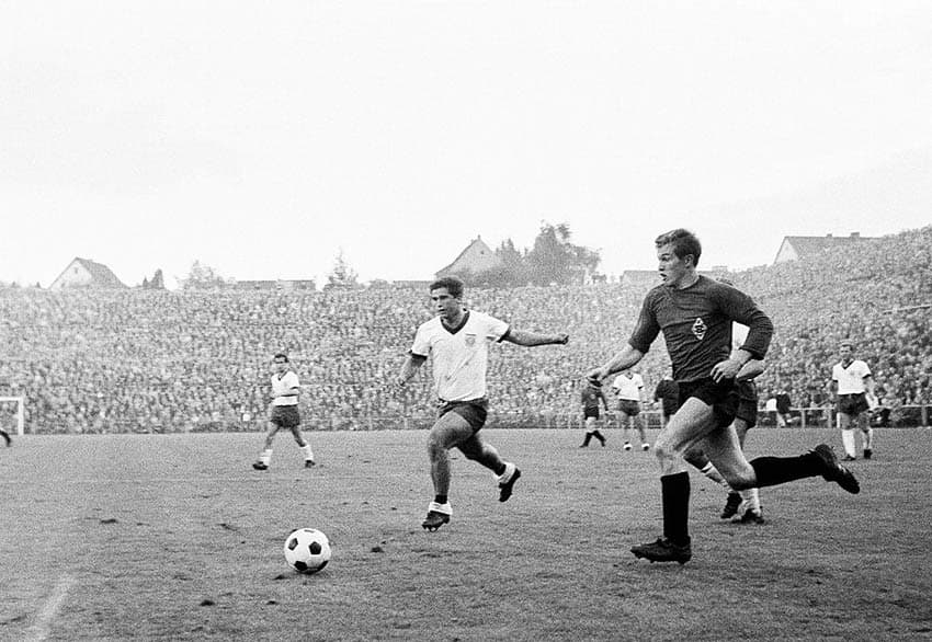 An old Bundesliga match from the 60s