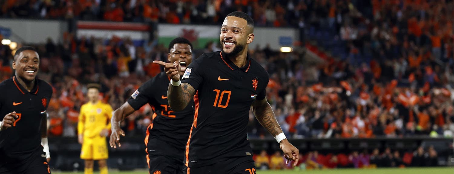 Memphis Depay Nike Netherlands 2020 Home Soccer Jersey XL