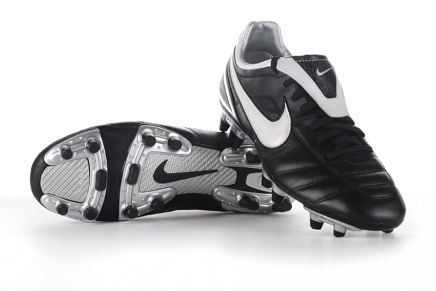 Voornaamwoord opzettelijk strategie Complete Guide to the Nike Tiempo | WorldSoccerShop